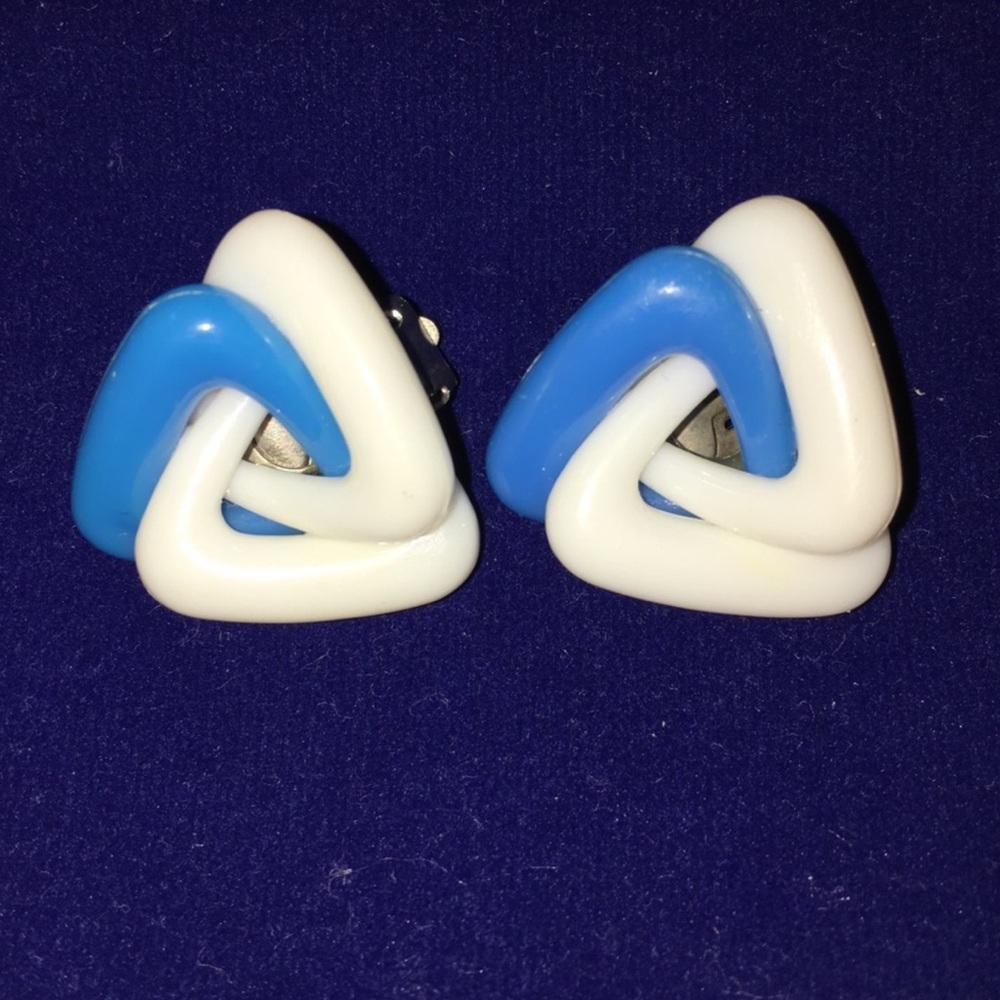 Retro Triangle Earrings